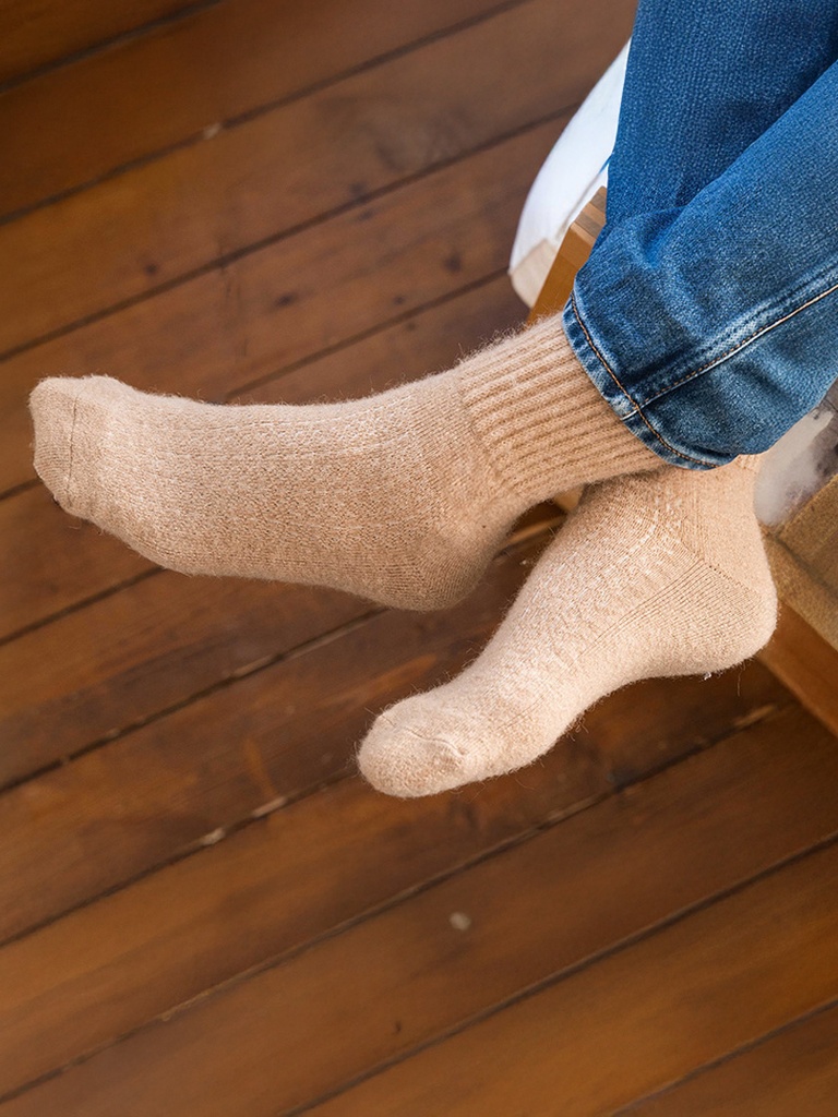 steppenstrolch-Socken aus Kamelwolle-beige-Beispielbilder-.jpg