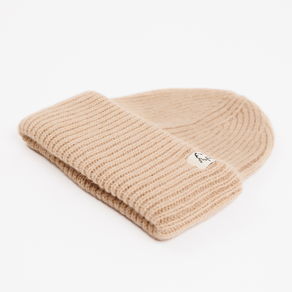 Beanie aus Kamelwolle, beige