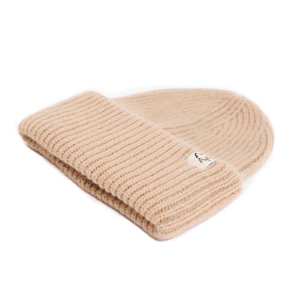 Beanie aus Kamelwolle, beige